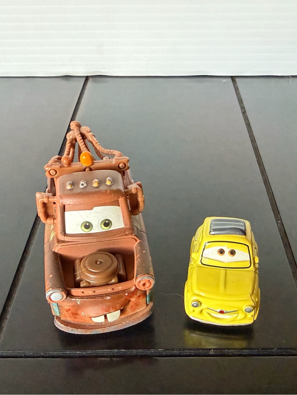 Disney Cars 2 Diecast Lot - Race Team Mater & Luigi 1:55 scale